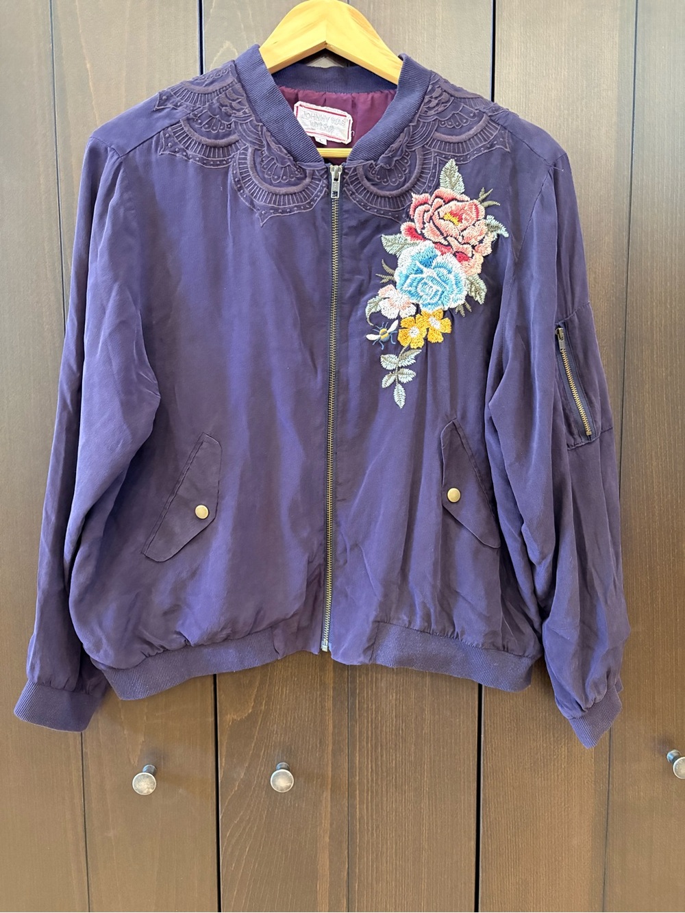 Like New Johnny Was Silk Embroidered Jacket